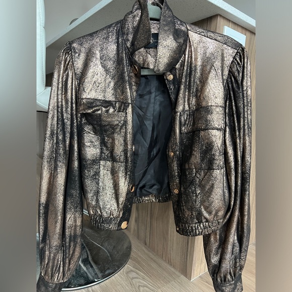 Cropped Jacket - Picture 6 of 8